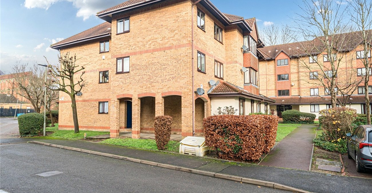 1 bedroom property for sale in Penge | Robinson Jackson