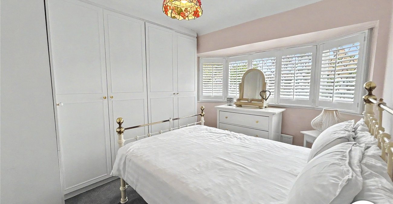 3 bedroom house for sale in Sidcup | Robinson Jackson
