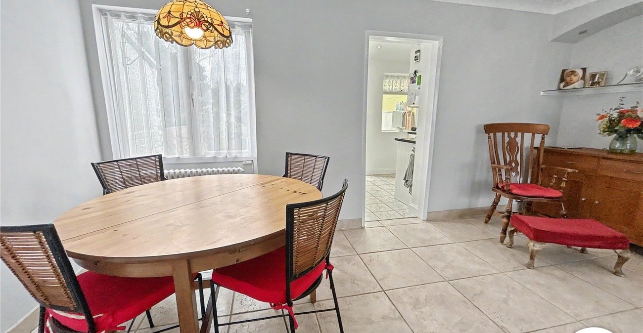 3 bedroom house for sale in Sidcup | Robinson Jackson