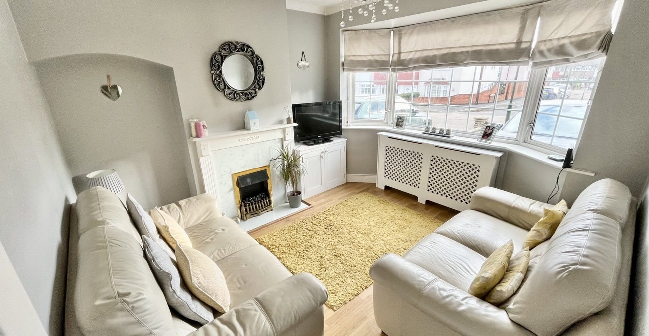 3 bedroom house for sale in Sidcup | Robinson Jackson