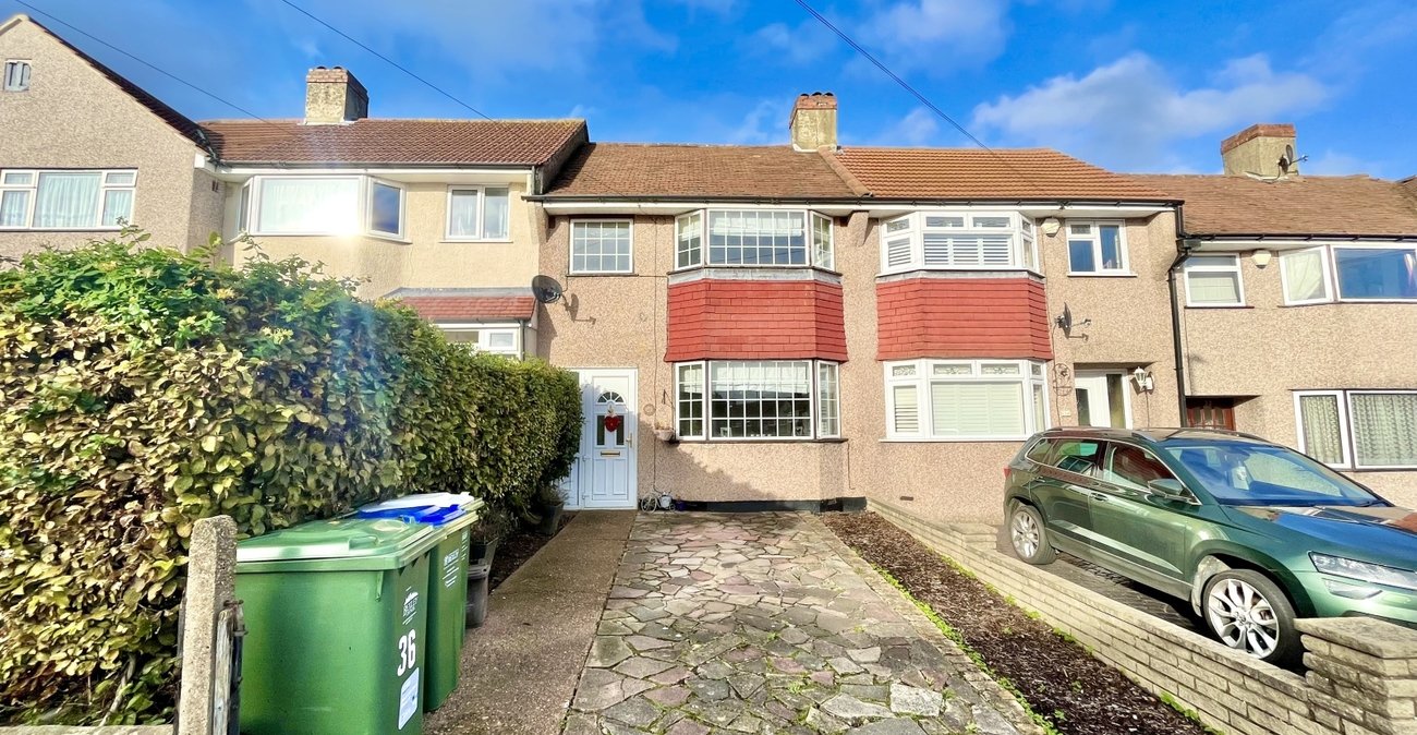 3 bedroom house for sale in Sidcup | Robinson Jackson