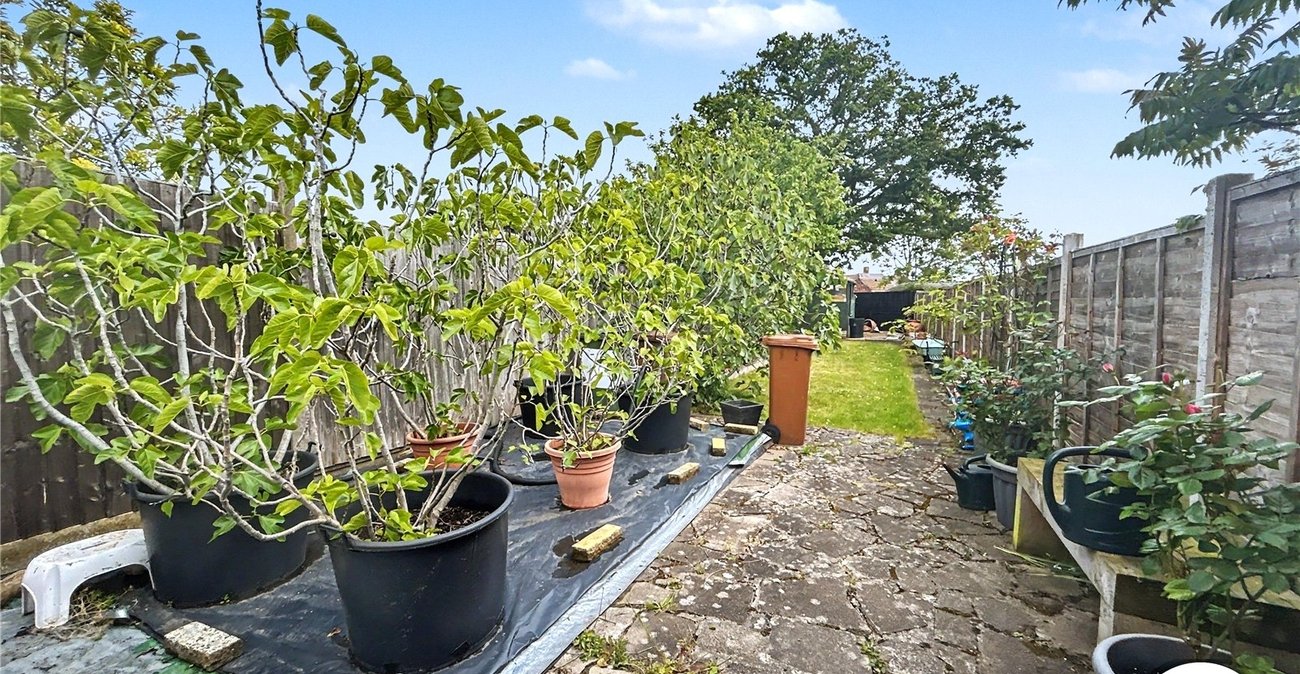 3 bedroom house for sale in Sidcup | Robinson Jackson