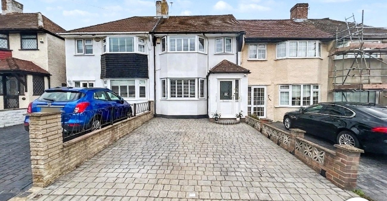 3 bedroom house for sale in Sidcup | Robinson Jackson