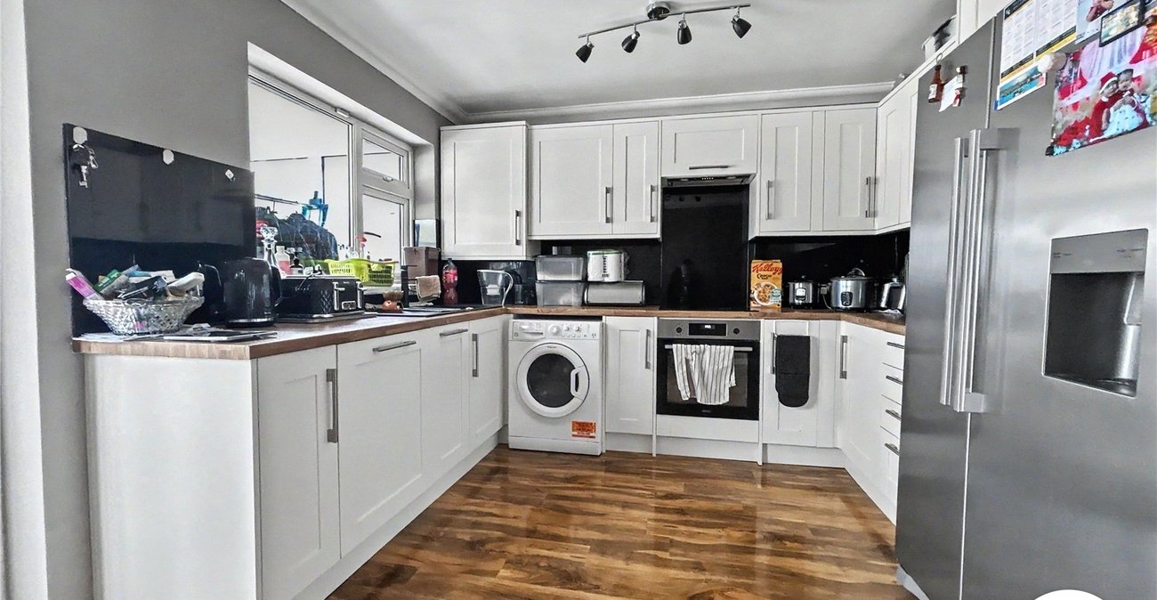 3 bedroom house for sale in Sidcup | Robinson Jackson