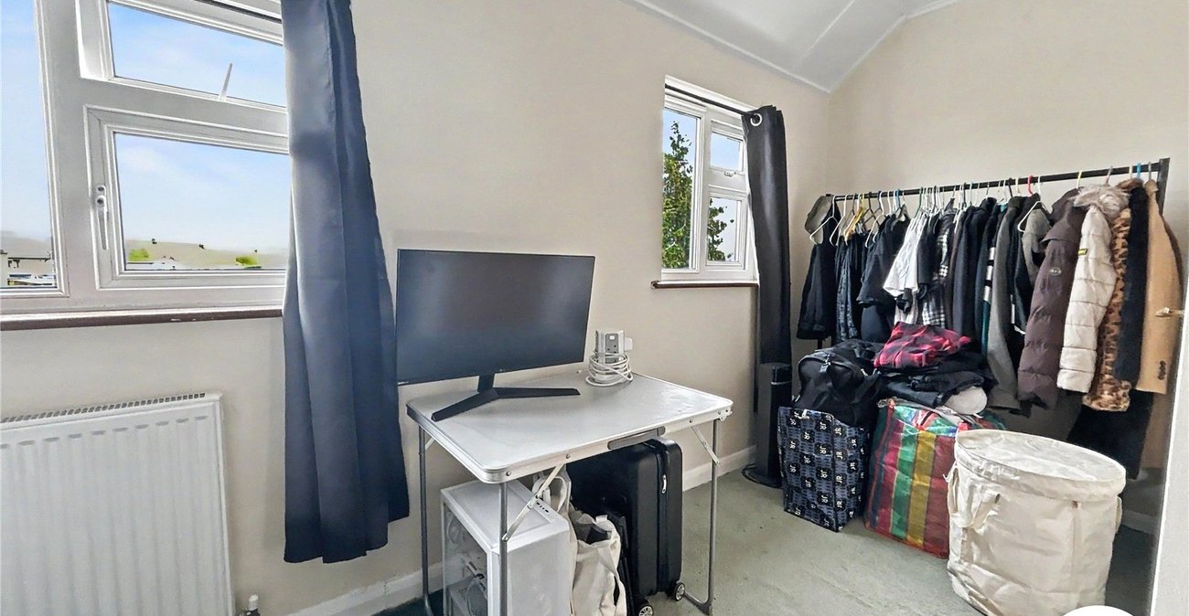 3 bedroom house for sale in Sidcup | Robinson Jackson