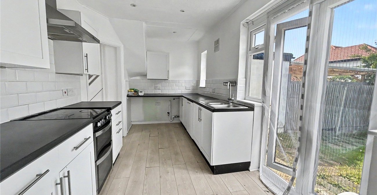 3 bedroom house for sale in Sidcup | Robinson Jackson