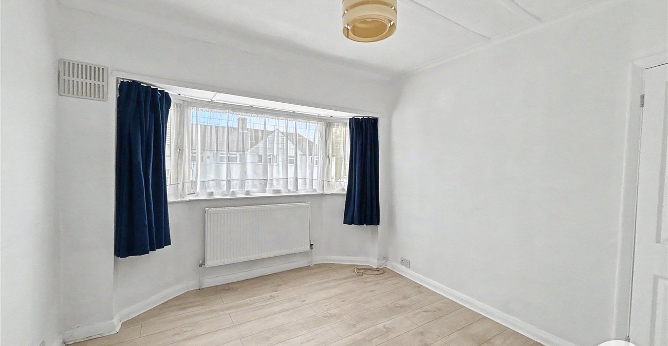 3 bedroom house for sale in Sidcup | Robinson Jackson