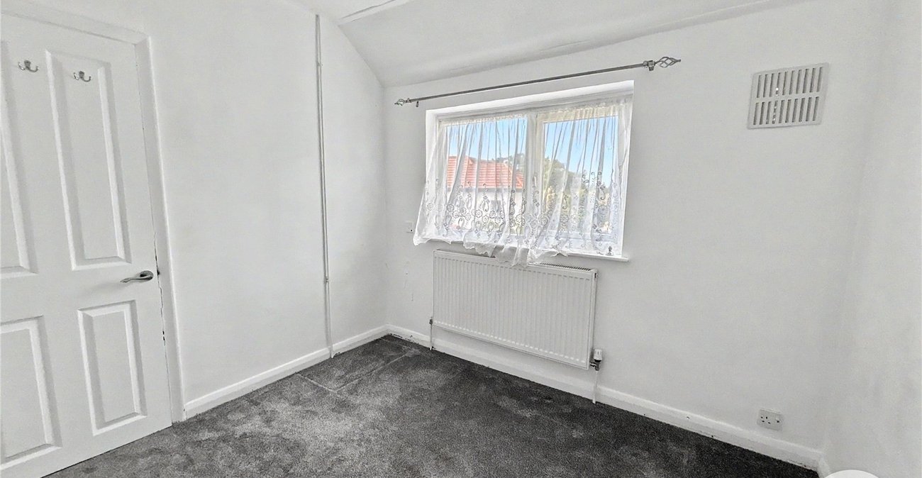 3 bedroom house for sale in Sidcup | Robinson Jackson