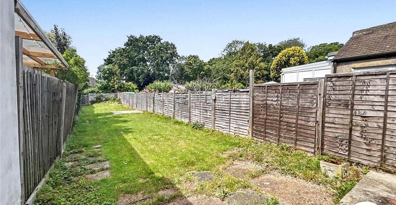 3 bedroom house for sale in Sidcup | Robinson Jackson