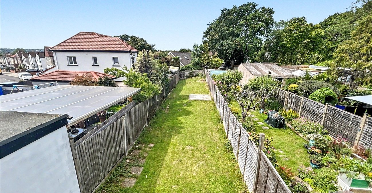 3 bedroom house for sale in Sidcup | Robinson Jackson