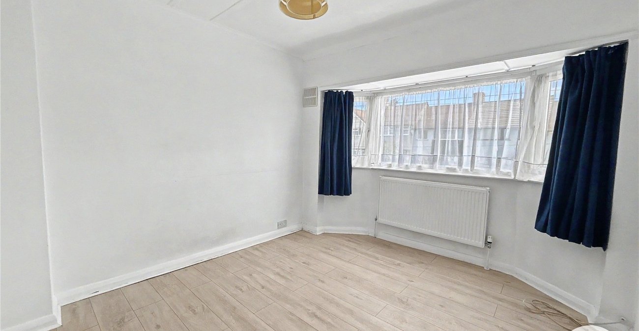 3 bedroom house for sale in Sidcup | Robinson Jackson