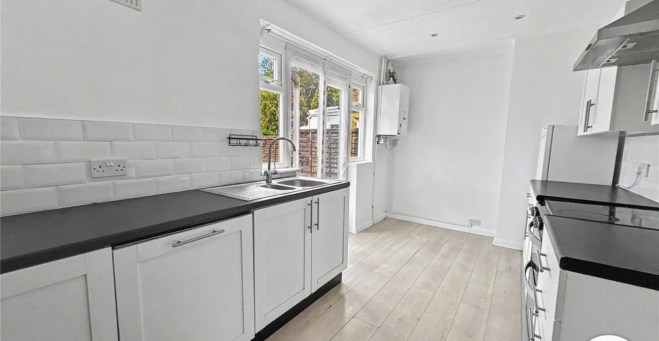 3 bedroom house for sale in Sidcup | Robinson Jackson