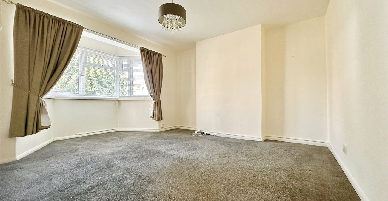 1 bedroom property for sale in Swanscombe | Robinson Jackson