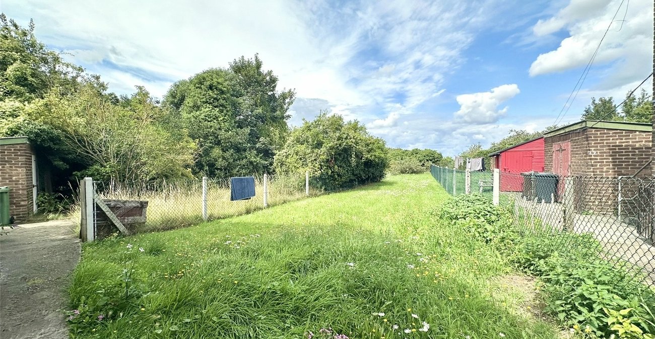 1 bedroom property for sale in Swanscombe | Robinson Jackson