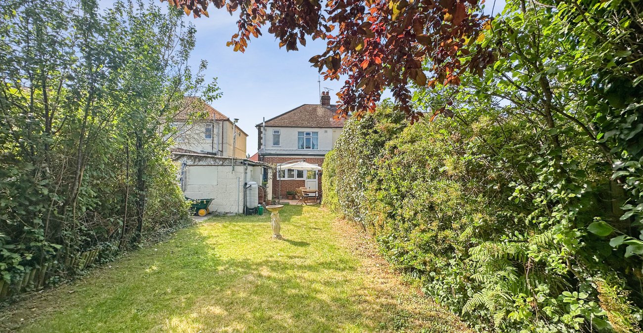 3 bedroom house for sale in Rainham | Robinson Michael & Jackson