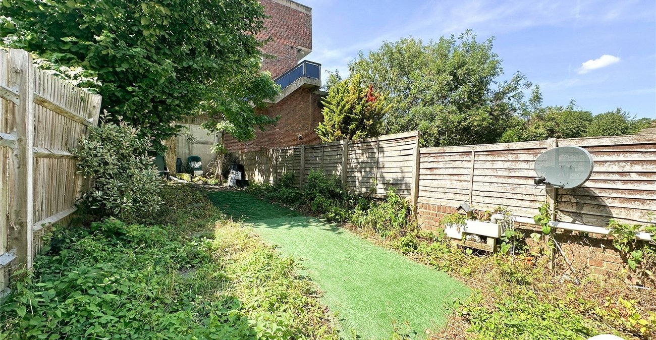 1 bedroom property for sale in Chatham | Robinson Michael & Jackson