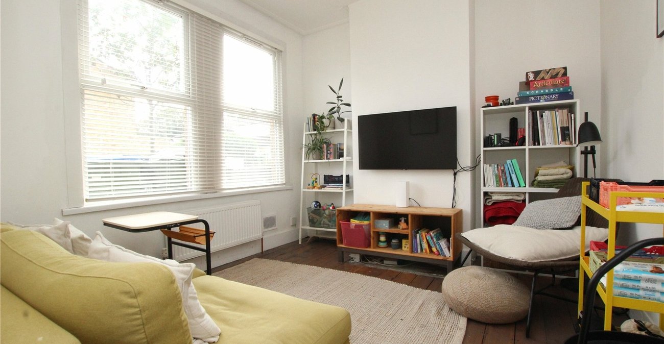 2 bedroom house for sale in Plumstead | Robinson Jackson