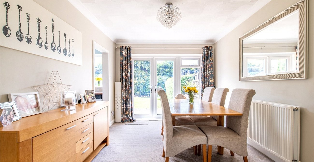 2 bedroom house for sale in Chalk | Robinson Michael & Jackson