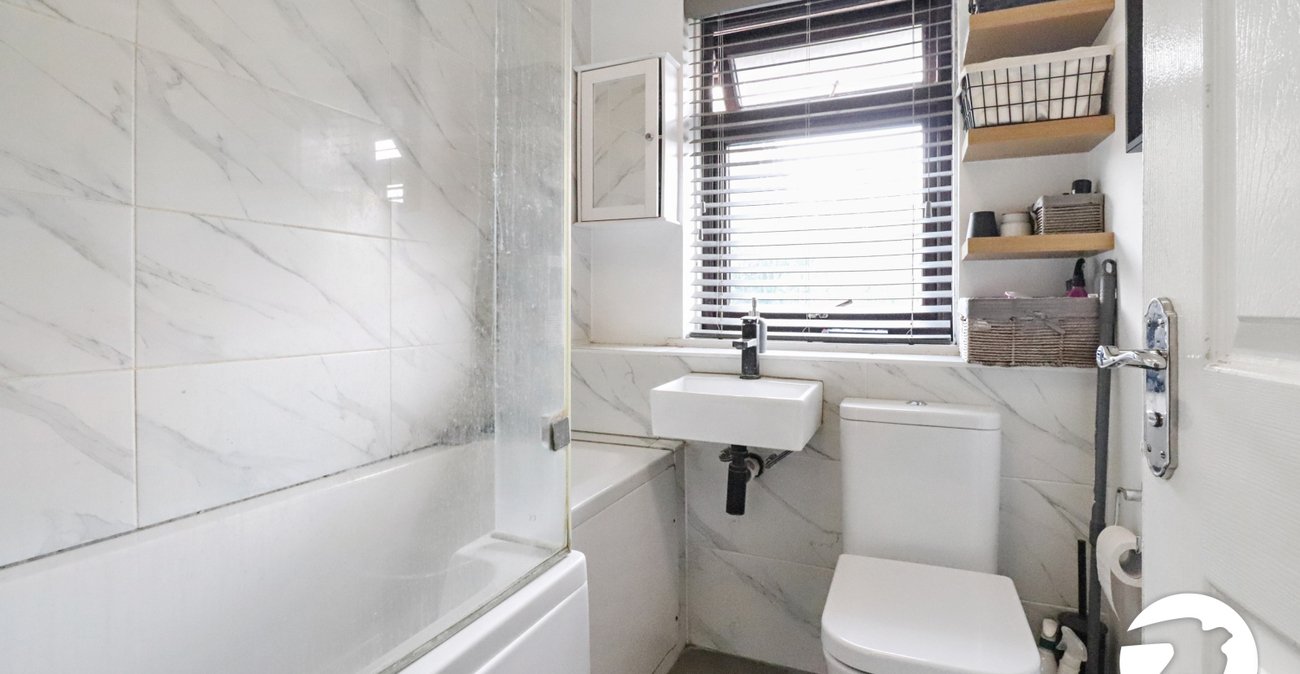 2 bedroom house for sale in Thamesmead | Robinson Jackson