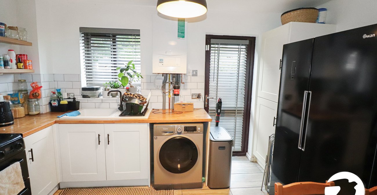 2 bedroom house for sale in Thamesmead | Robinson Jackson