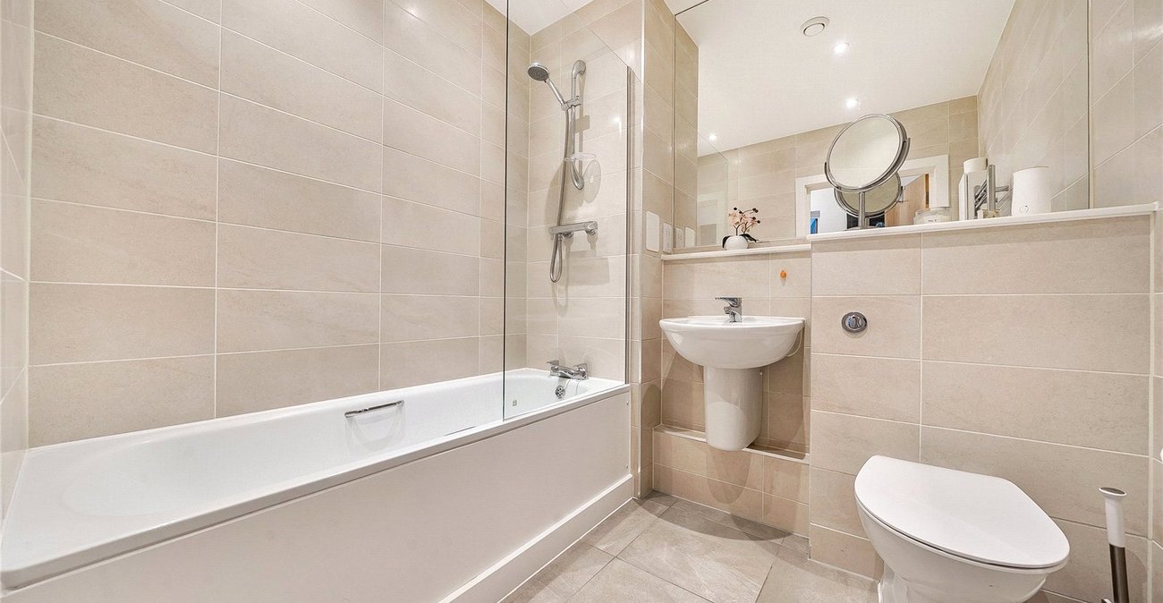 2 bedroom property for sale in Thornton Heath | Robinson Jackson