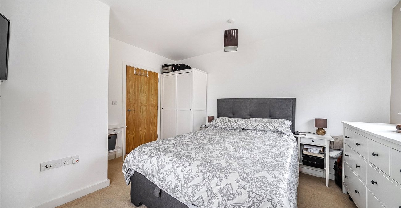 2 bedroom property for sale in Thornton Heath | Robinson Jackson