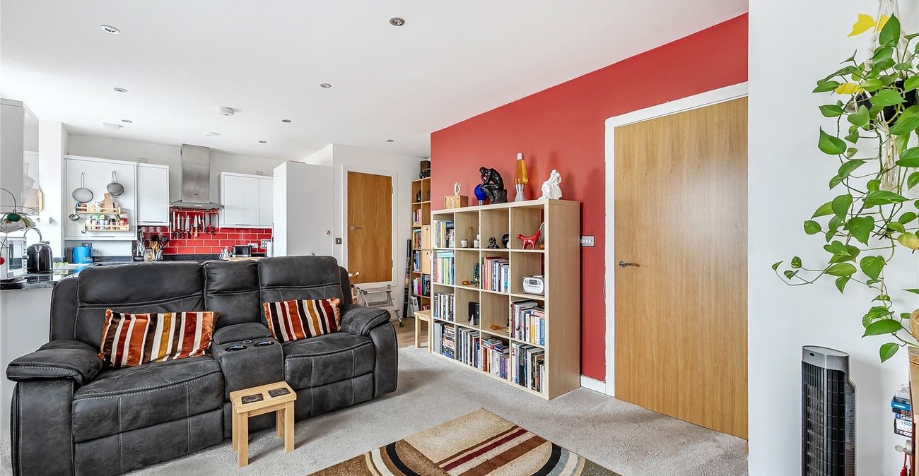 2 bedroom property for sale in Thornton Heath | Robinson Jackson