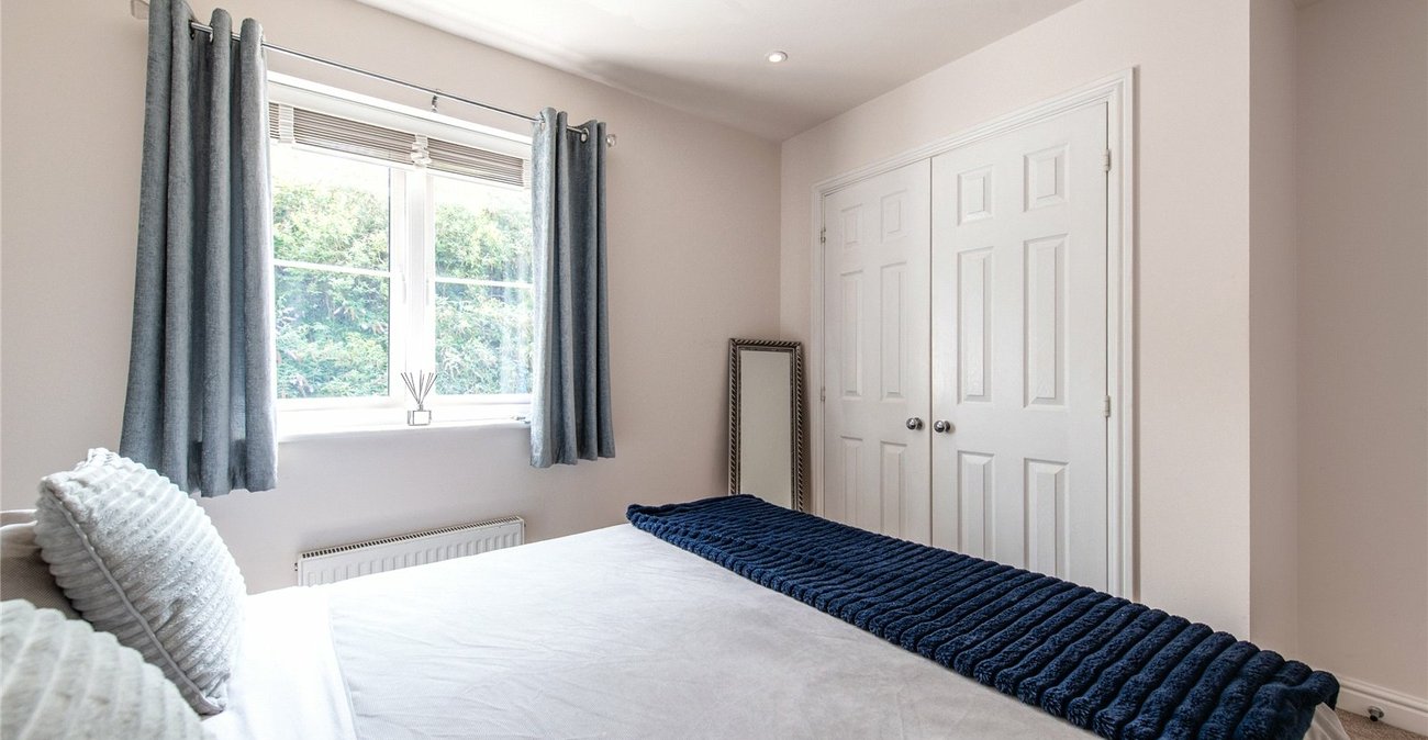 2 bedroom house for sale in Strood | Robinson Michael & Jackson