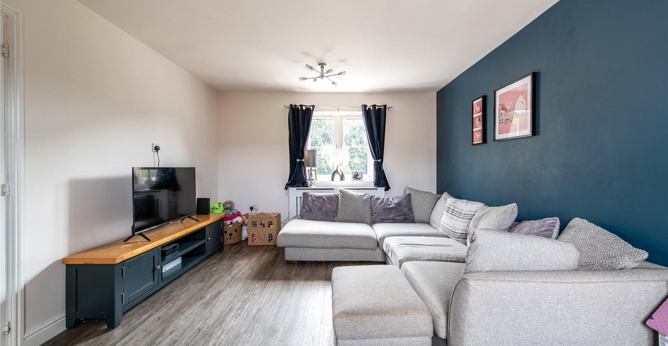 2 bedroom house for sale in Strood | Robinson Michael & Jackson