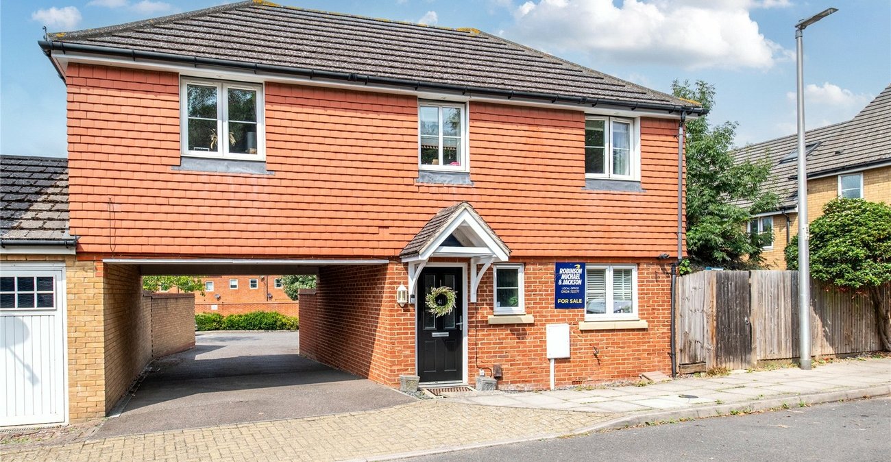 2 bedroom house for sale in Strood | Robinson Michael & Jackson