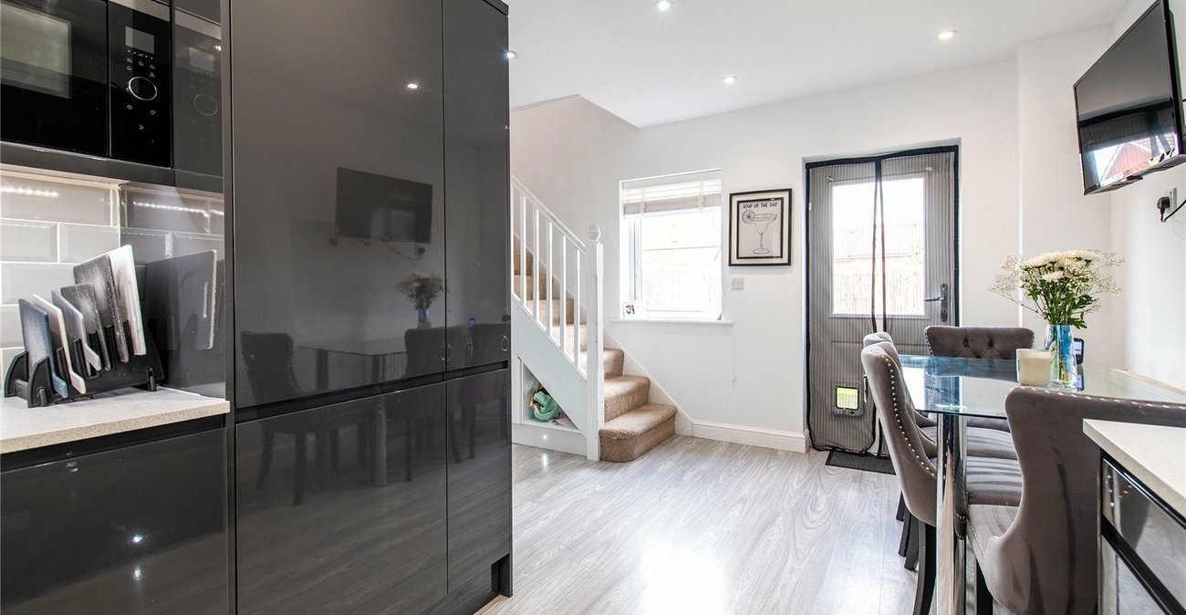 2 bedroom house for sale in Strood | Robinson Michael & Jackson