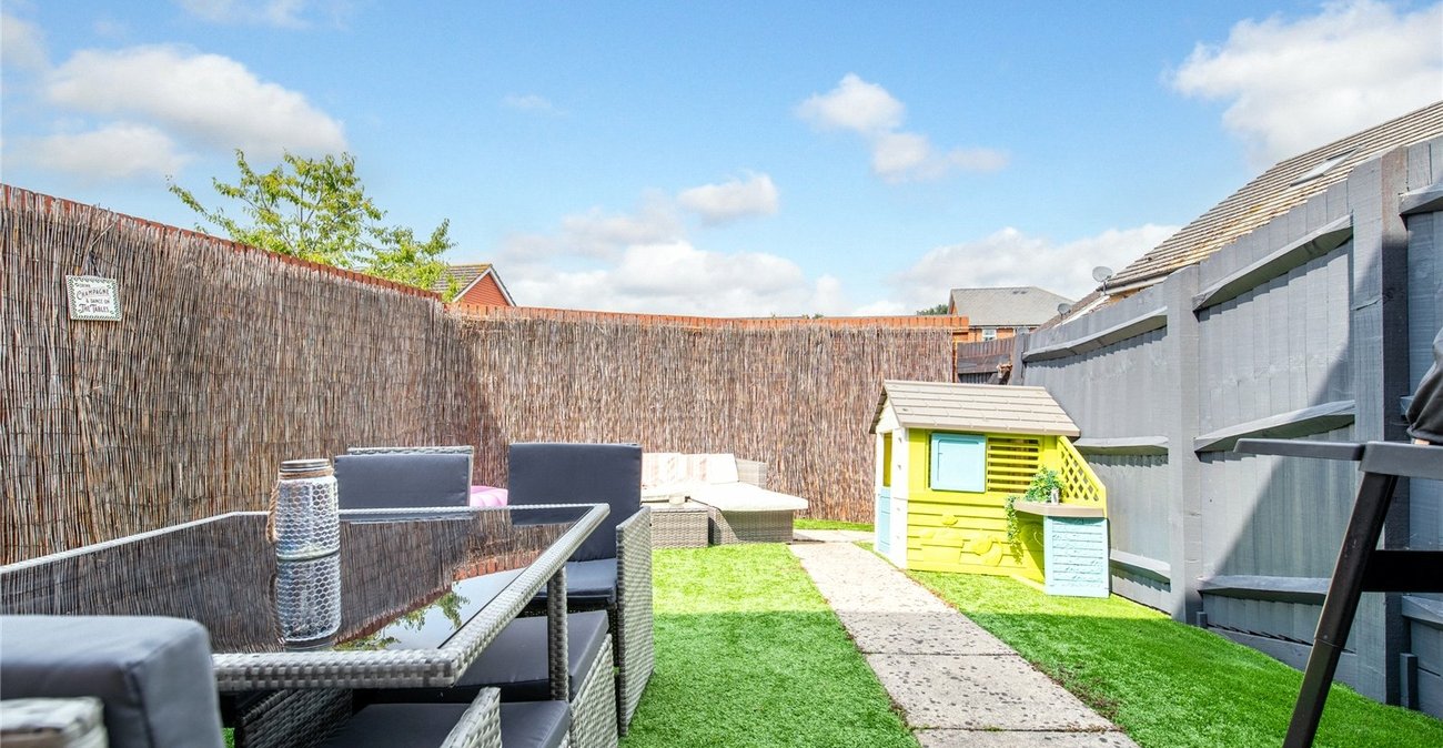 2 bedroom house for sale in Strood | Robinson Michael & Jackson