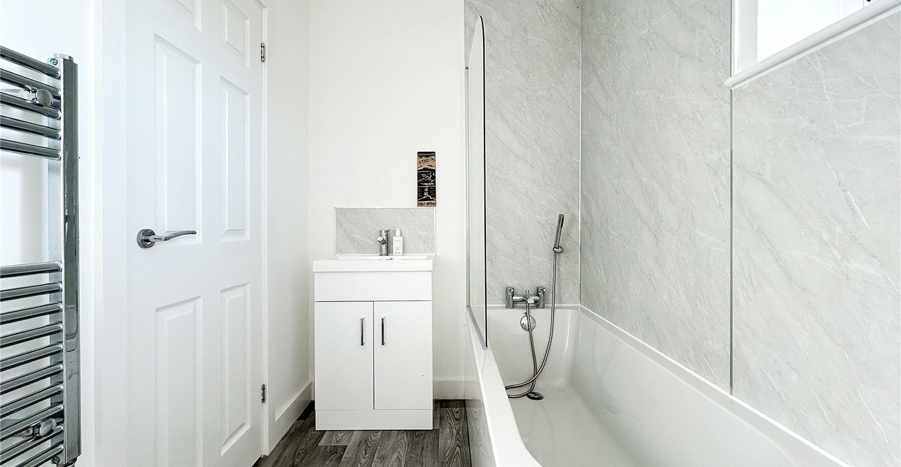 3 bedroom house for sale in Rainham | Robinson Michael & Jackson