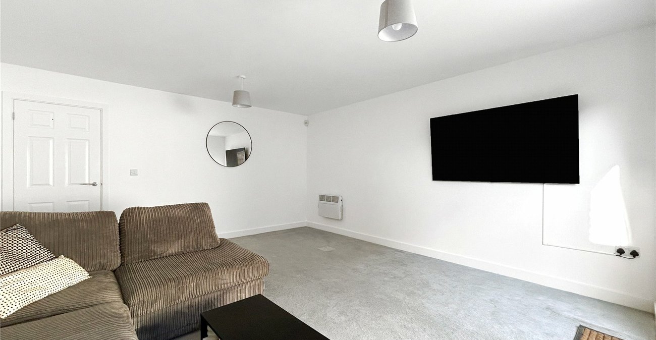 3 bedroom house for sale in Rainham | Robinson Michael & Jackson