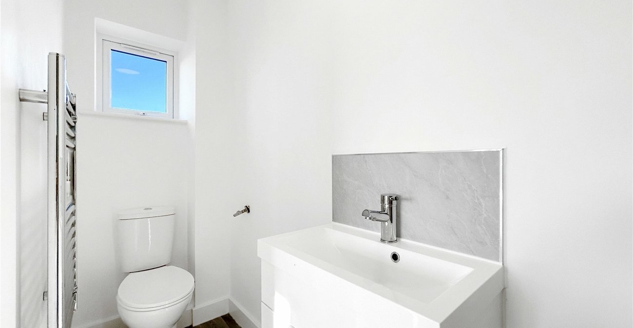 3 bedroom house for sale in Rainham | Robinson Michael & Jackson