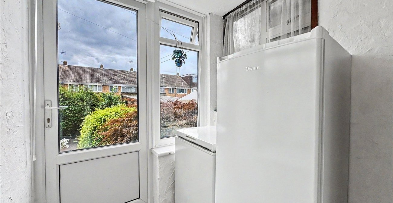 4 bedroom house for sale in Rainham | Robinson Michael & Jackson