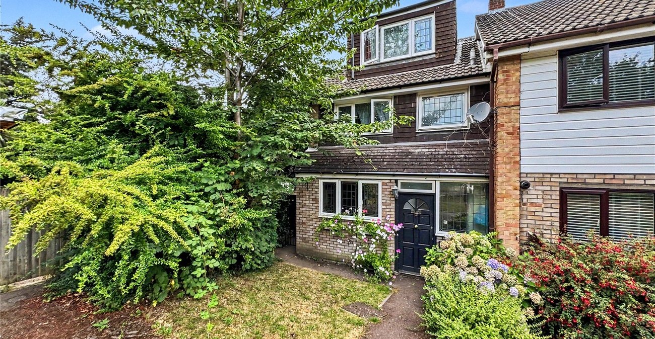 4 bedroom house for sale in Rainham | Robinson Michael & Jackson
