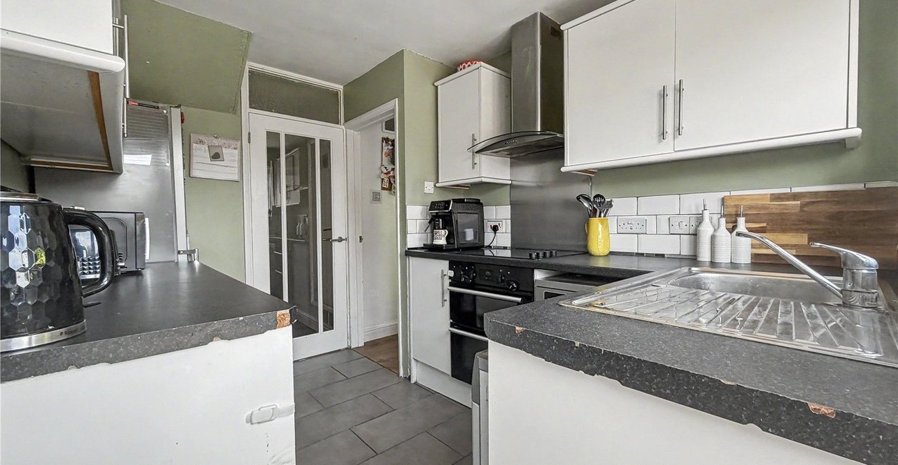 3 bedroom house for sale in Rainham | Robinson Michael & Jackson