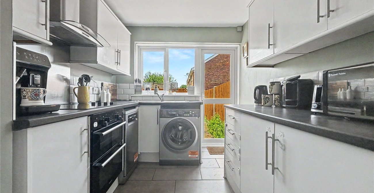 3 bedroom house for sale in Rainham | Robinson Michael & Jackson