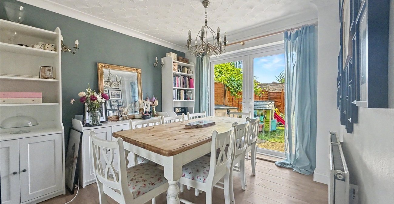 3 bedroom house for sale in Rainham | Robinson Michael & Jackson