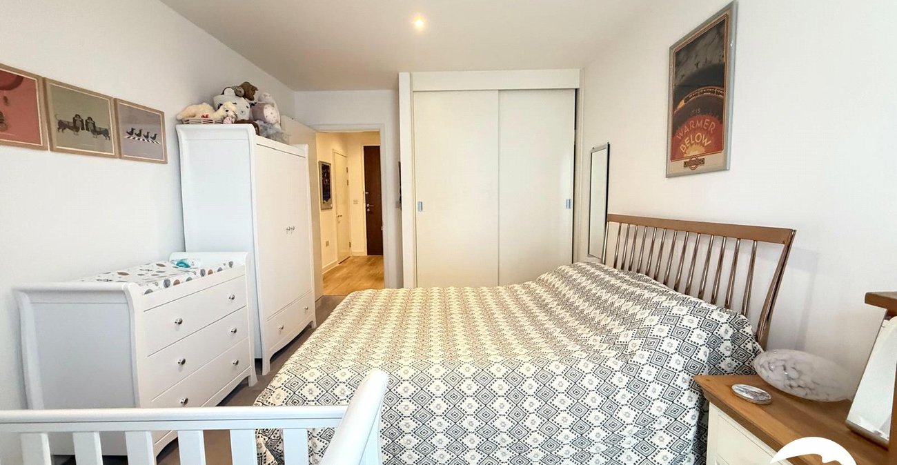 1 bedroom property for sale in London | Robinson Jackson