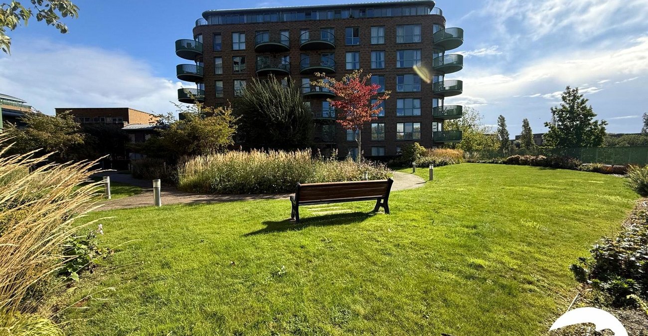 1 bedroom property for sale in London | Robinson Jackson