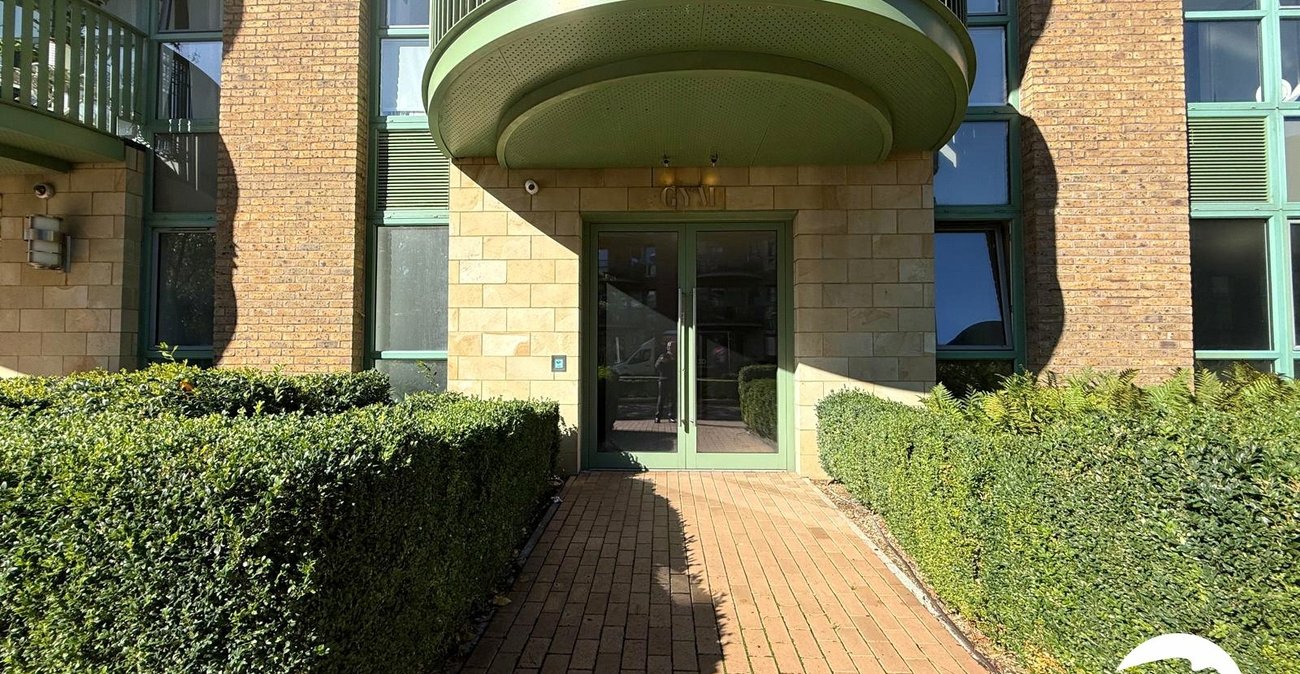 1 bedroom property for sale in London | Robinson Jackson