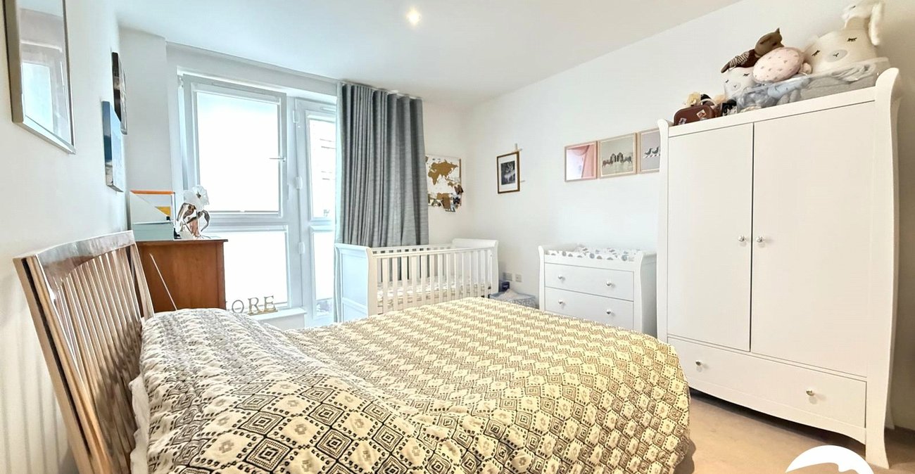 1 bedroom property for sale in London | Robinson Jackson