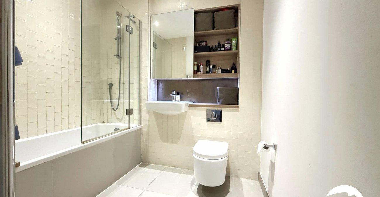 1 bedroom property for sale in London | Robinson Jackson