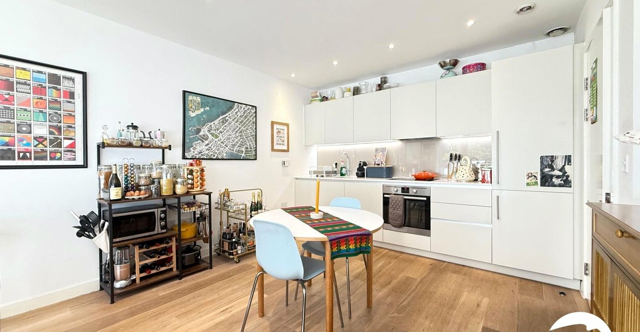 1 bedroom property for sale in London | Robinson Jackson