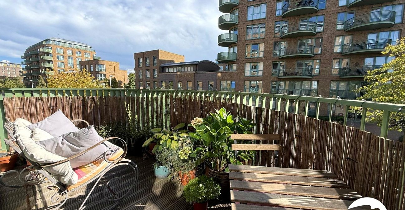 1 bedroom property for sale in London | Robinson Jackson