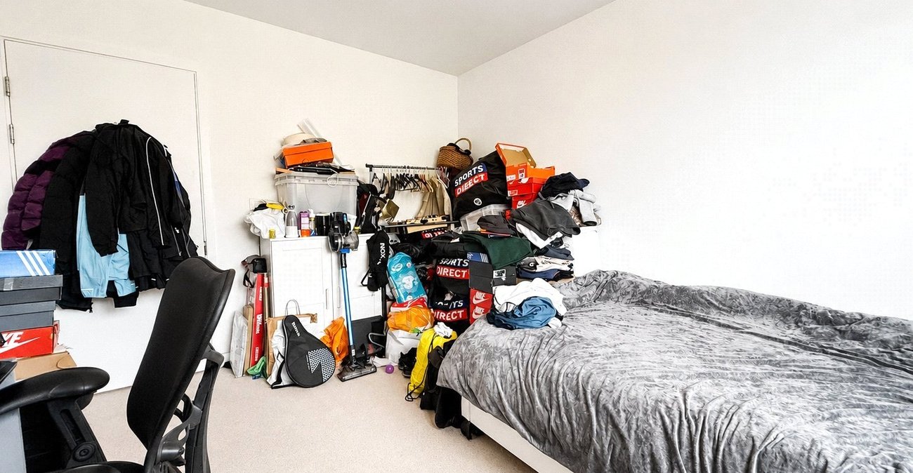2 bedroom property for sale in London | Robinson Jackson