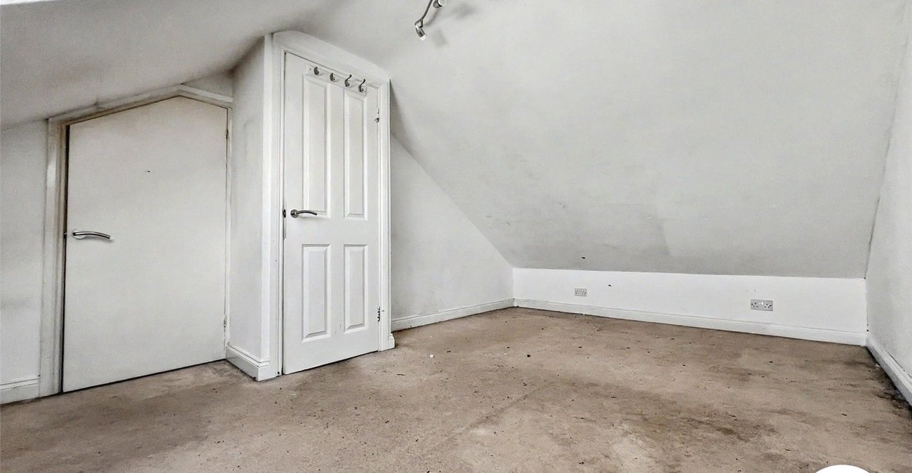 5 bedroom house for sale in Chatham | Robinson Michael & Jackson