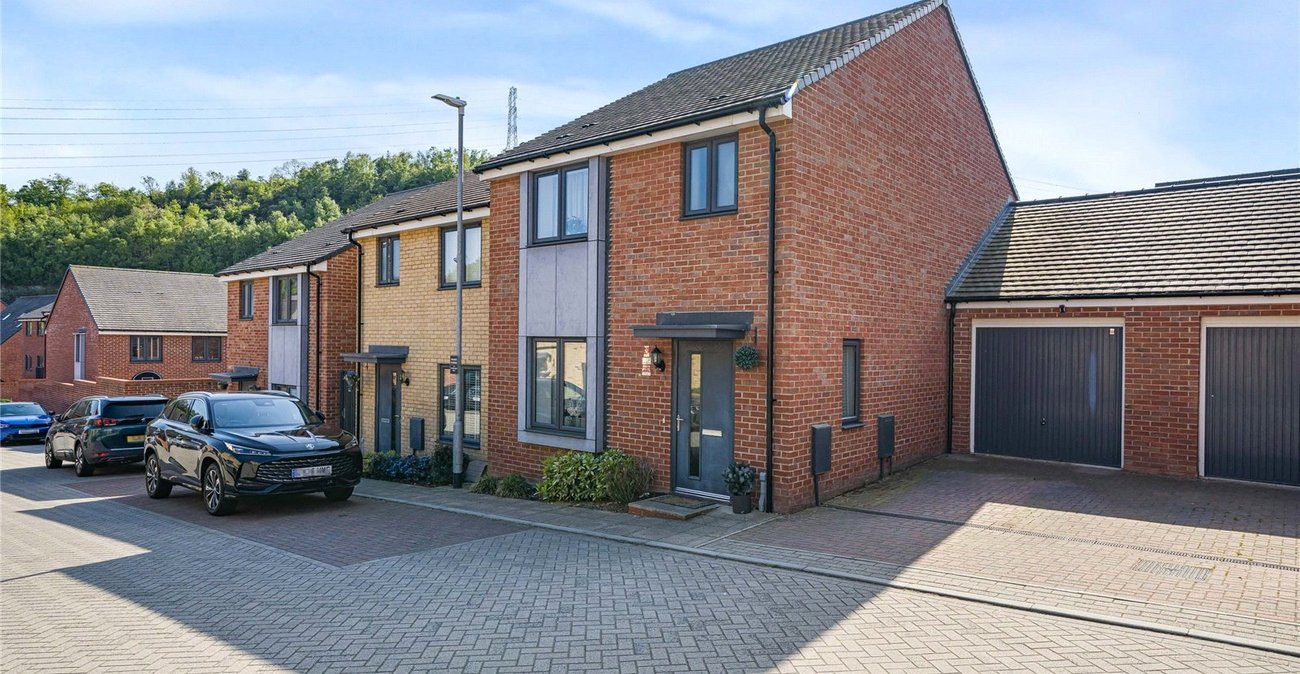3 bedroom house for sale in Castle Hill | Robinson Jackson
